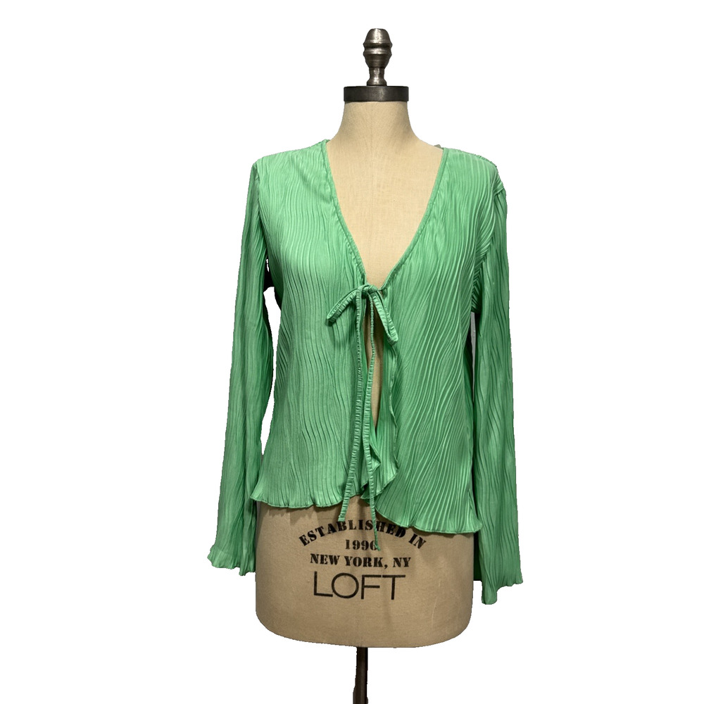 New York & Company Tie front Cardigan Layering Plisse Soft Wavey Womens S Green